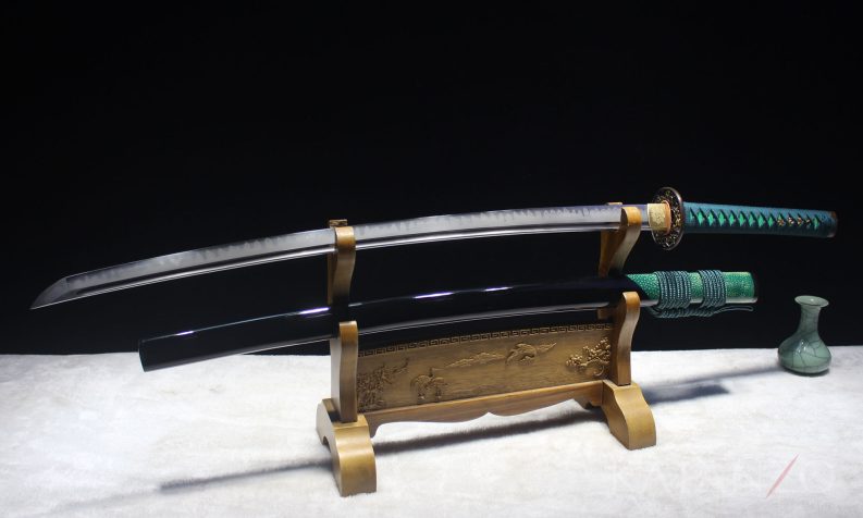 green samurai sword