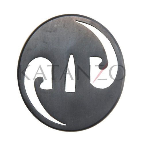 Traditionelle Katana Tsuba