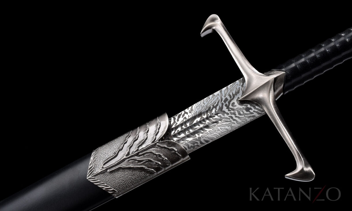 jon snow game of thrones sword