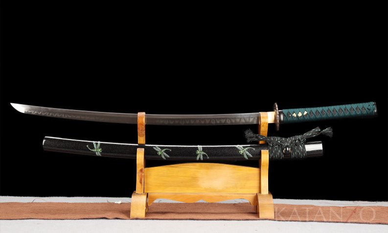 black green dragon-fly Katana